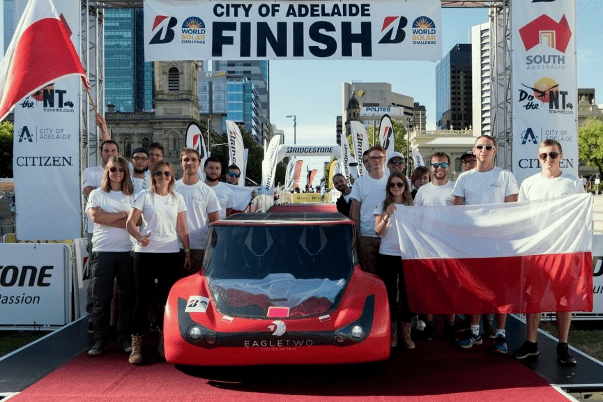 Ukończyliśmy wyścig Bridgestone World Solar Challenge 2017!